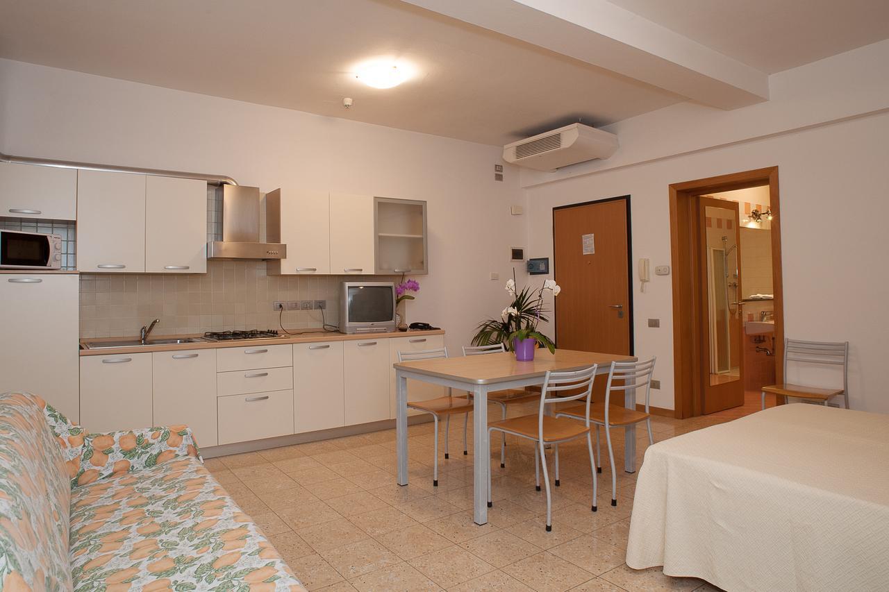 Residence Ca D'Oro Lido di Jesolo Exterior photo