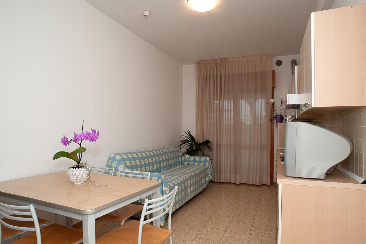 Residence Ca D'Oro Lido di Jesolo Exterior photo