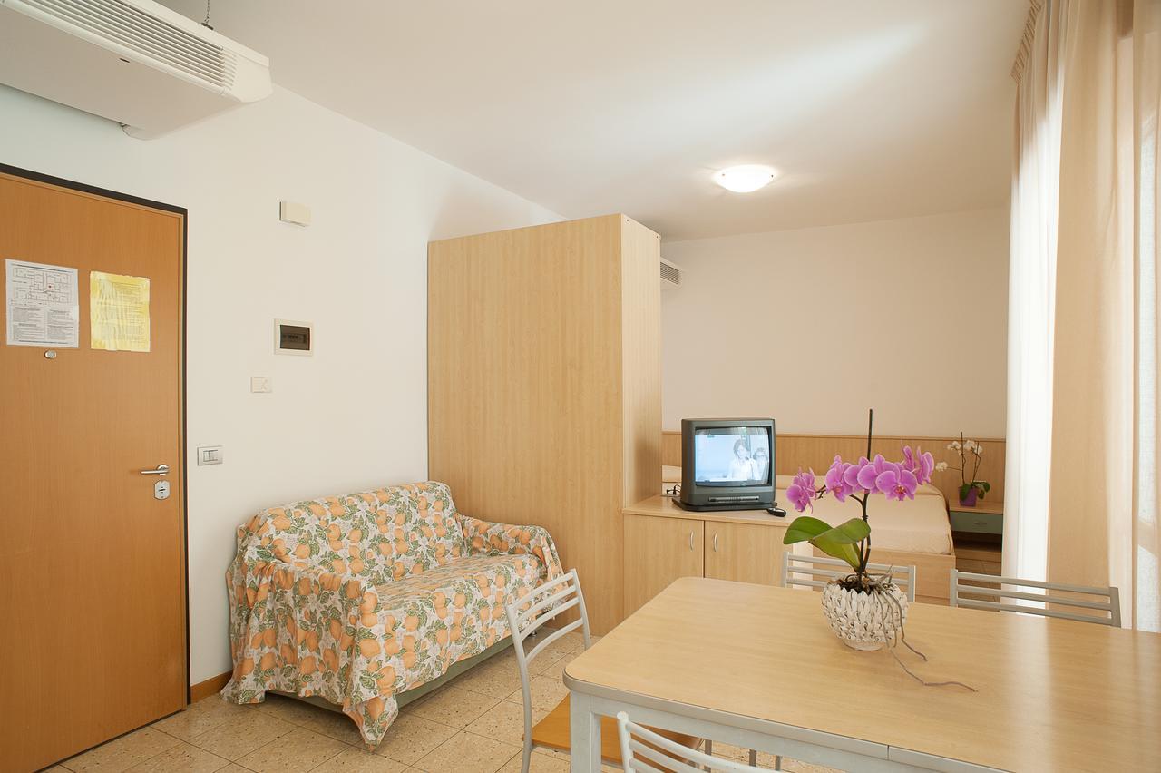 Residence Ca D'Oro Lido di Jesolo Exterior photo